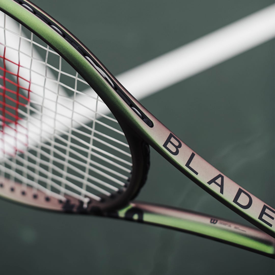 Wilson Blade 98 v8 Review and Playtest [2021] - peRFect Tennis